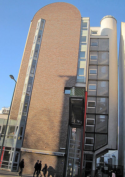 Kochstr. 16-25, 10969 Berlin 